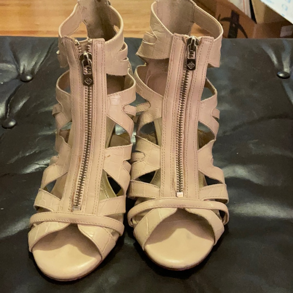 Antonio Melani beige size 9.5